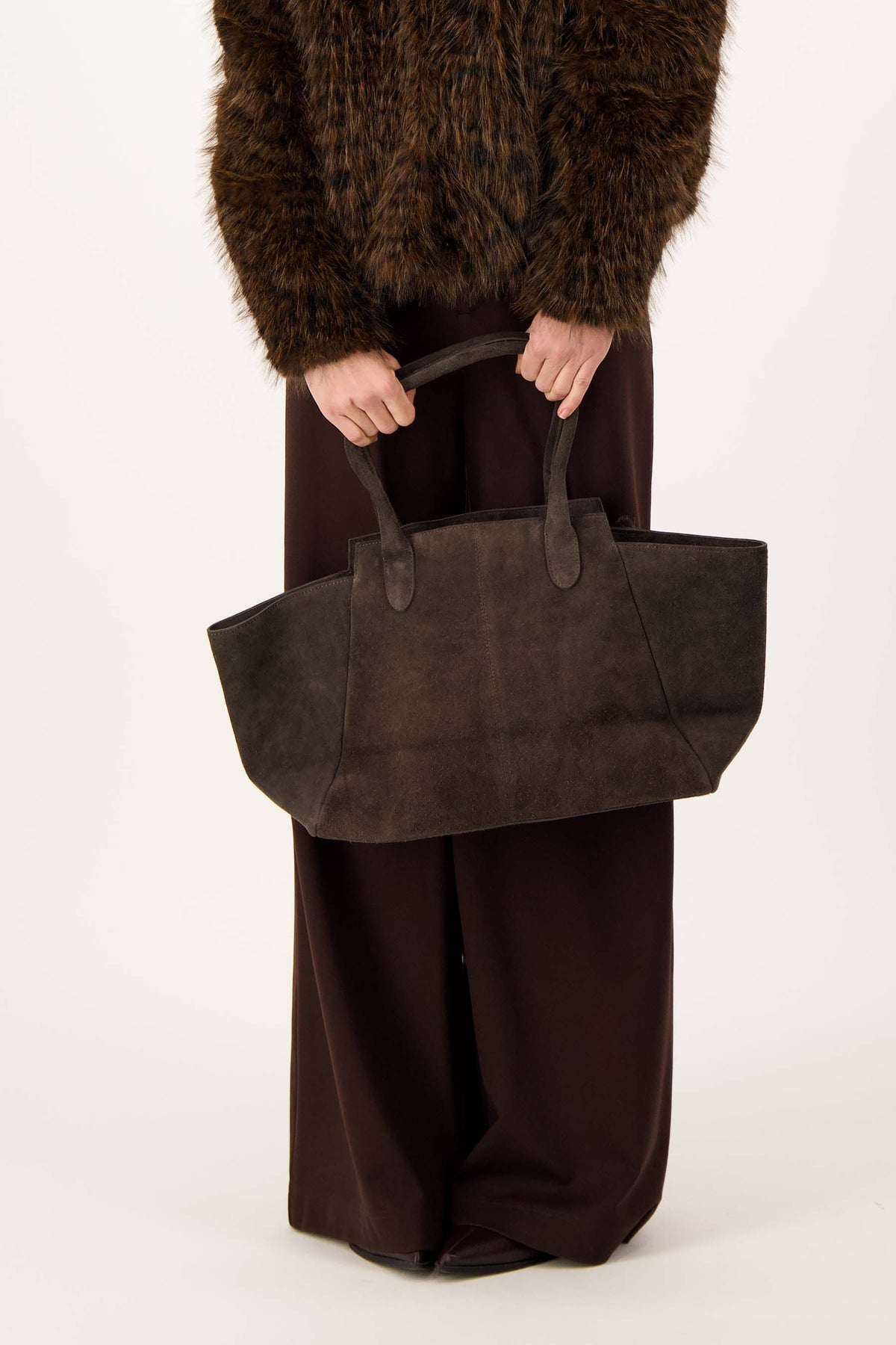 Bag : Sac Cabas en Suede dans de Marche Lino