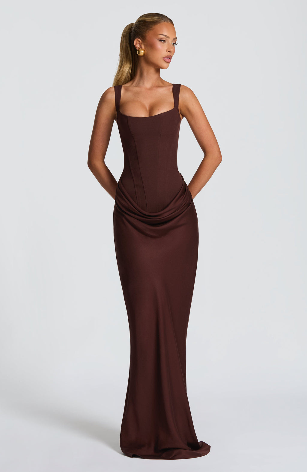 Sanduhr-Langes Kleid — Geformte Silhouette, müheloser Stil