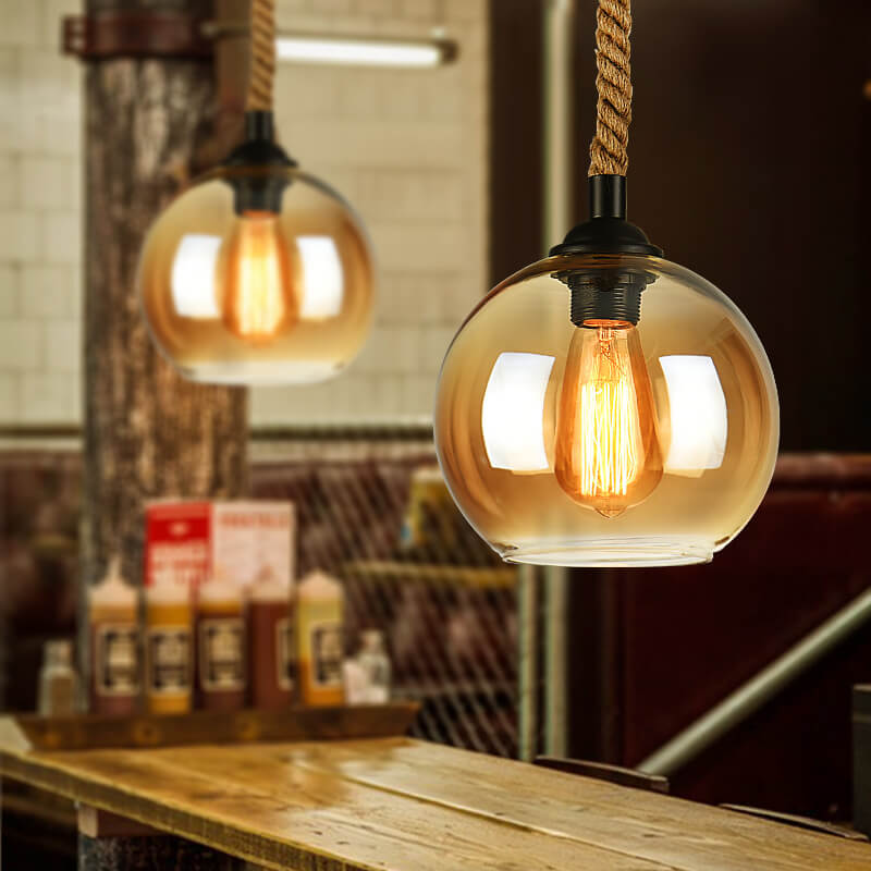 Pendants : Suspension Boule en Verre avec Corde de Chanvre - Design Vintage dans Ambre de Roselva