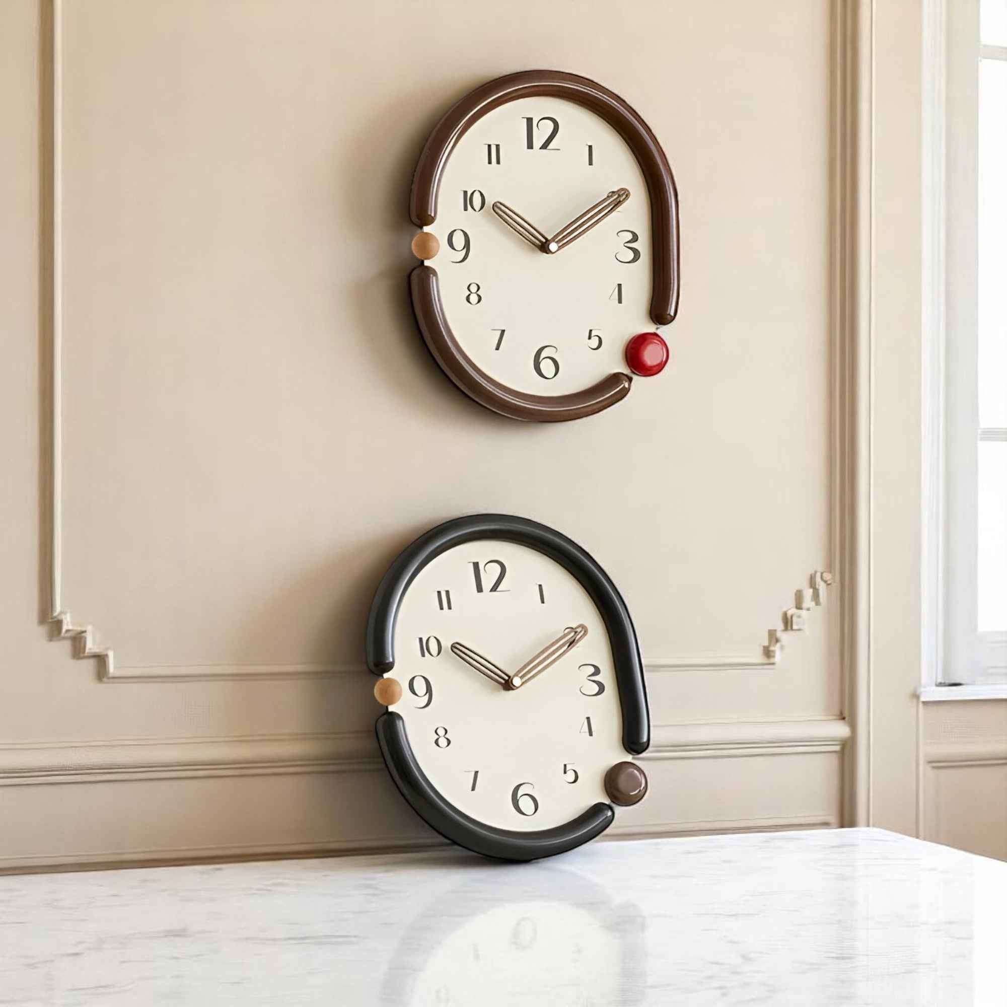 Horloges murales : Horloge Murale Acrylique Minimale au Accessoires De Maison dans de Marche Lino