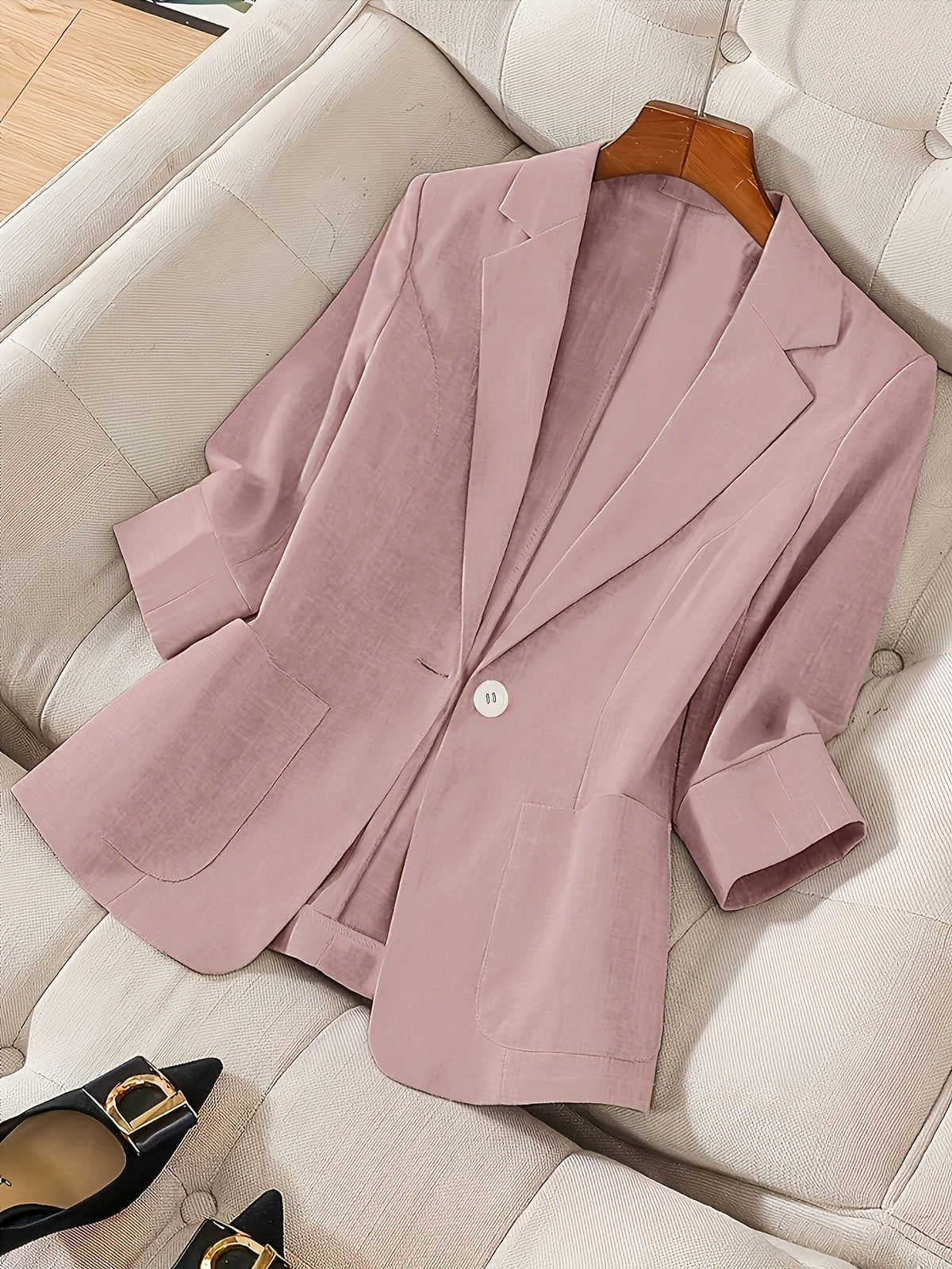 Jackets : Blazer Léger Femme à Boutonnage Simple dans Rose Pastel de Roselva