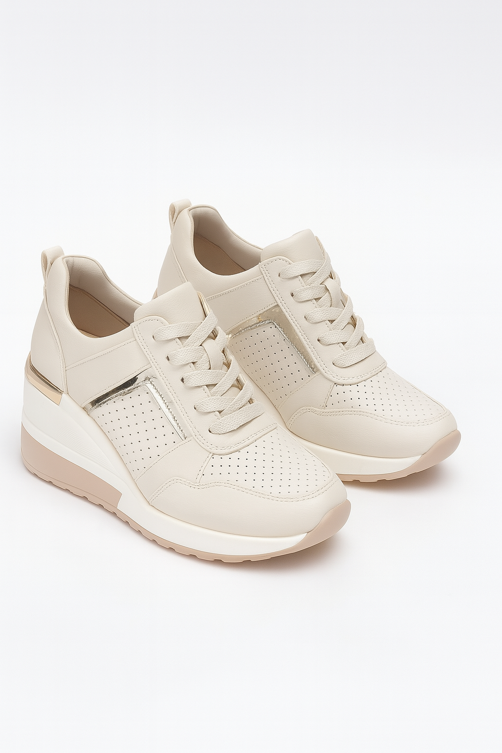 Sneakers Femme Noires à talon compensé 8cm, Détails métalliques, Confortables et élégantes