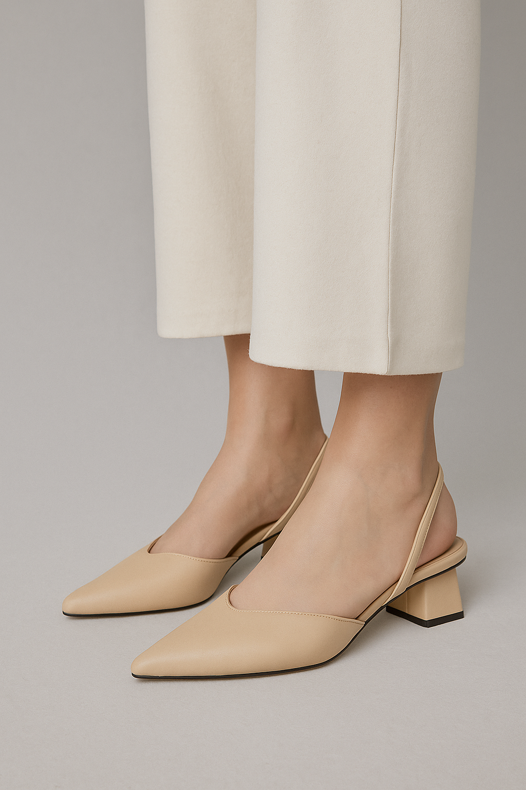 Sofistikerede slingback-sandaler til en ubesværet stil