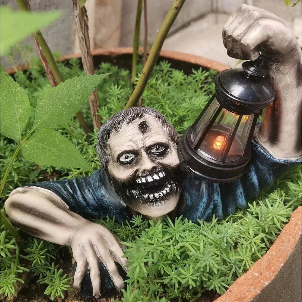 Home & Garden > Decor > Artwork > Sculptures & Statues : Figure de Zombie de Jardin avec Lanterne - Décoration d'Halloween en Résine dans de Marche Lino
