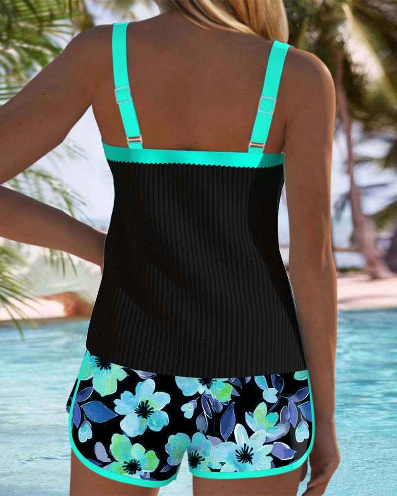 Haut de maillot de bain Maren à imprimé floral avec bas boxer assorti