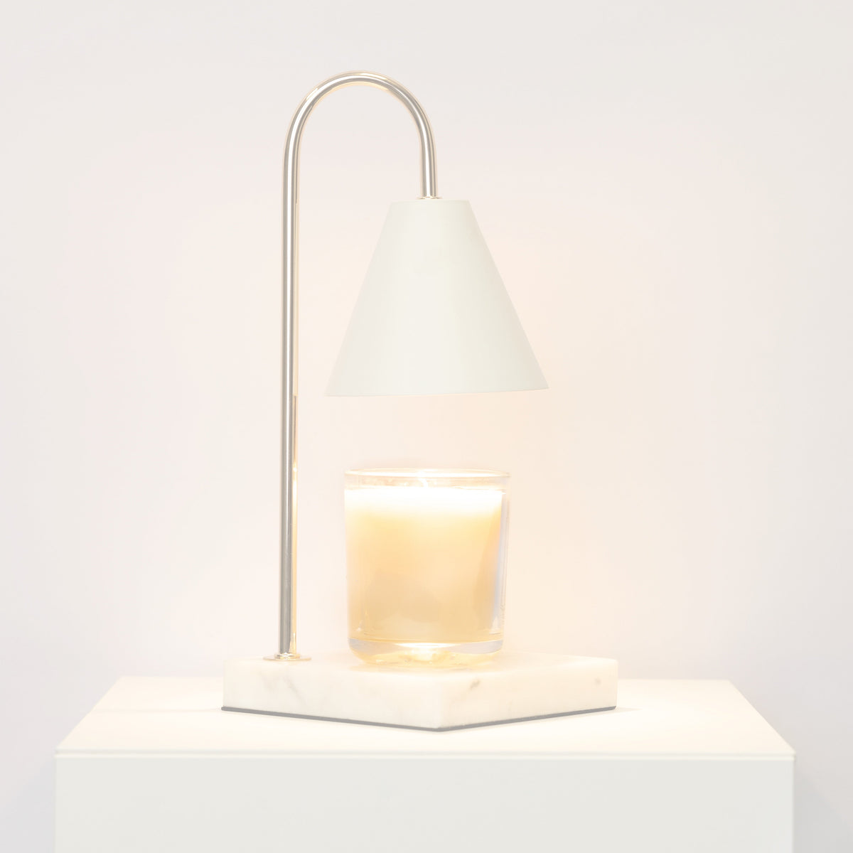 : Lampe Chauffe-Bougie en Marbre dans de Marche Lino