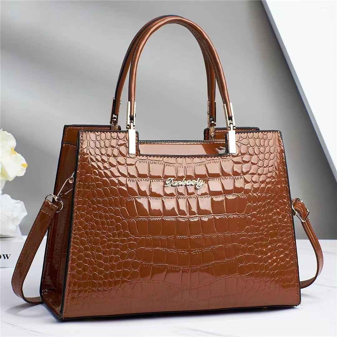 Handbag : Sac à main femme cuir véritable brillant – Grand, élégant et chic dans Marron de Marche Lino