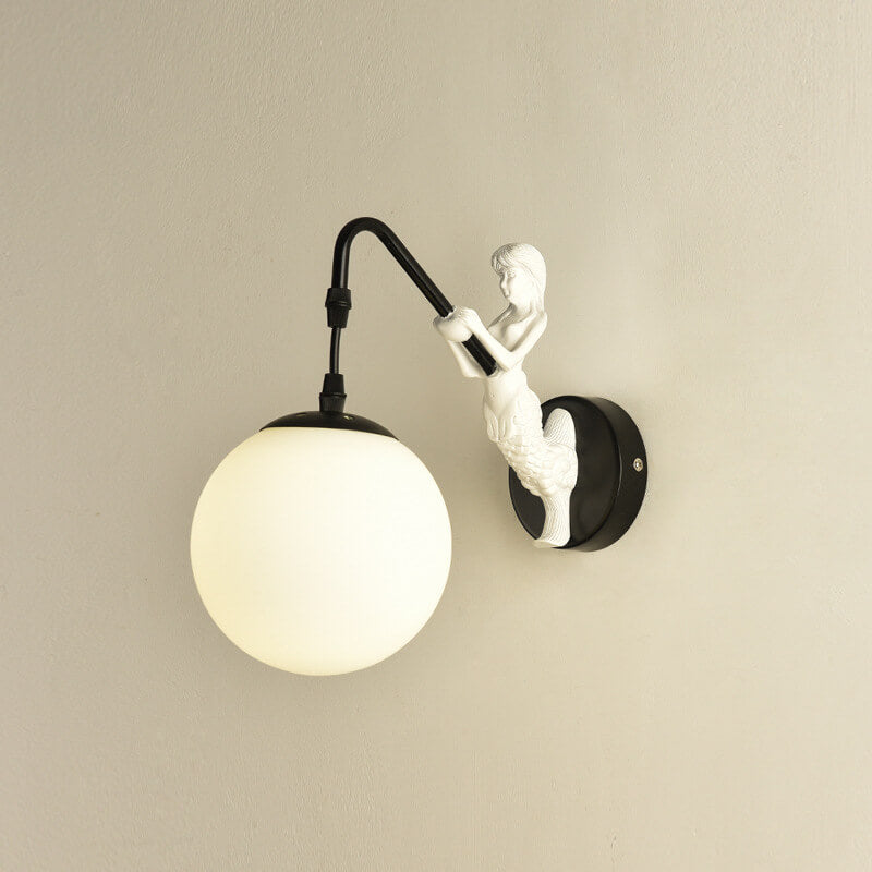 : Applique Murale Orbe Rustique dans Noir Blanc de Marche Lino