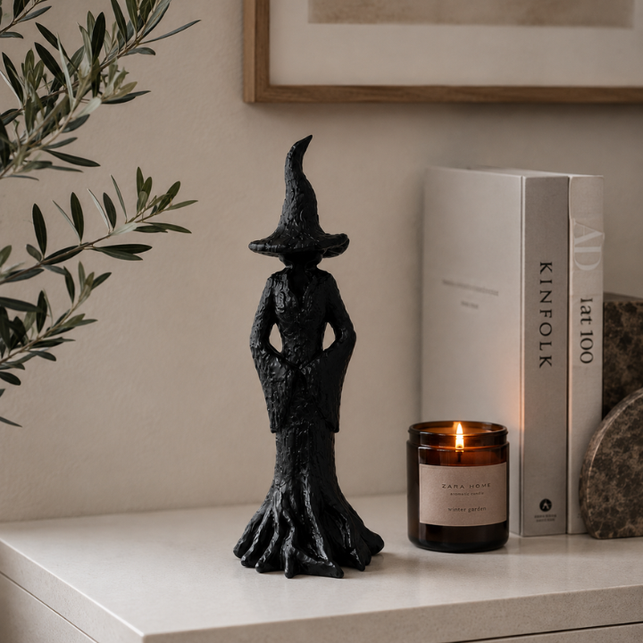 Home & Garden > Decor > Lawn Ornaments & Garden Sculptures > Garden Sculptures : Statue de Sorcière de Jardin - Figure Gardienne en Résine Faite à la Main dans de Marche Lino