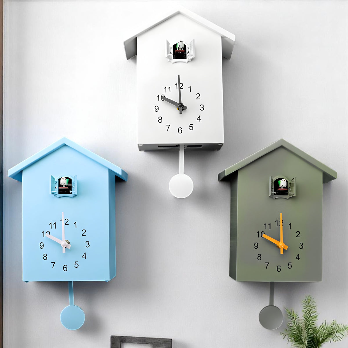 Horloges murales : Horloge Murale Design en Plastique et Métal dans de Marche Lino