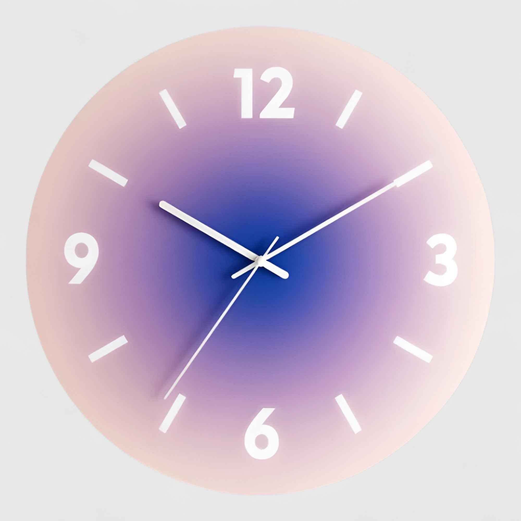 Horloges murales : Horloge Murale Design Silencieuse en Verre Rond Moderne pour Salon/Cuisine dans Violet Avec chiffres de Marche Lino