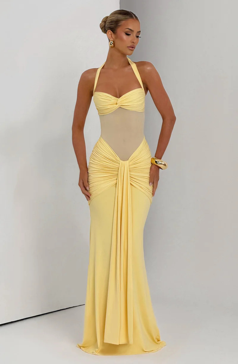 Robe Sirène Sablier — Silhouette Séduisante, Glamour Intemporel