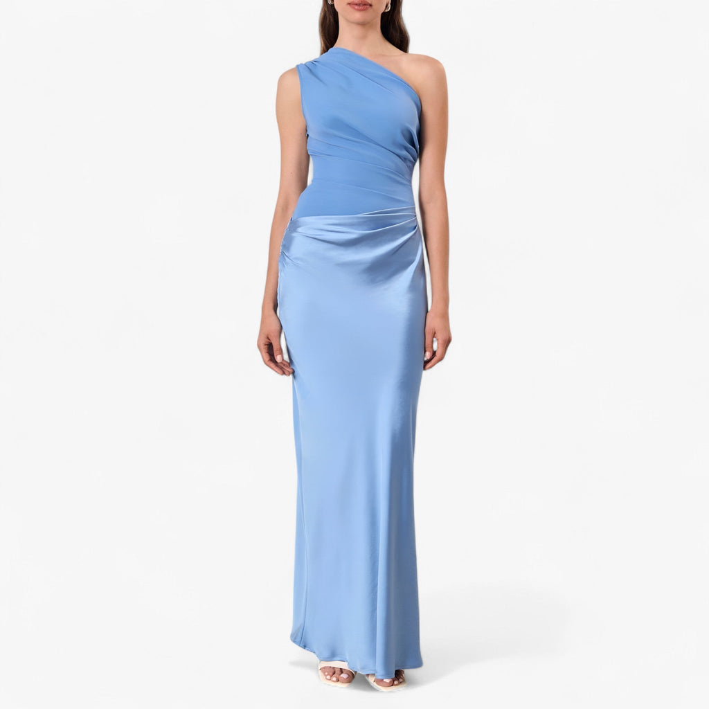 Elegantes asymmetrisches Maxikleid für Damen mit seitlichem Schlitz