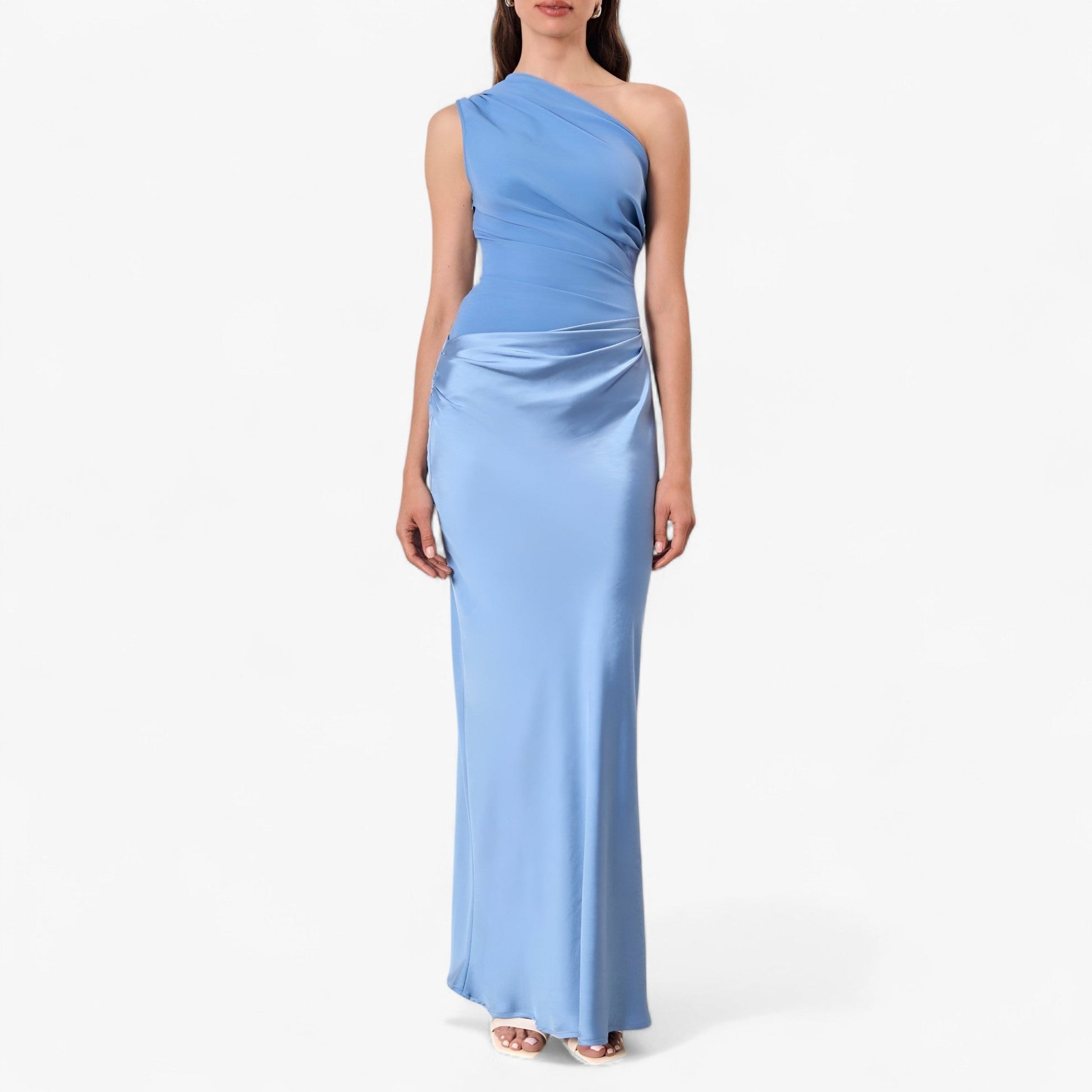 Elegantes asymmetrisches Maxikleid für Damen mit seitlichem Schlitz
