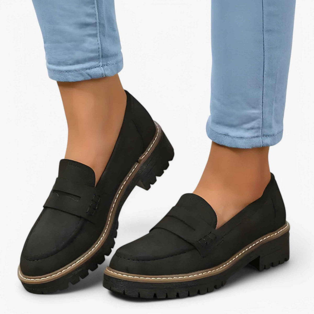 Loafers : Mocassins Tykkede Femme en Cuir Noir - Confortables et Élégants dans Noir de Marche Lino