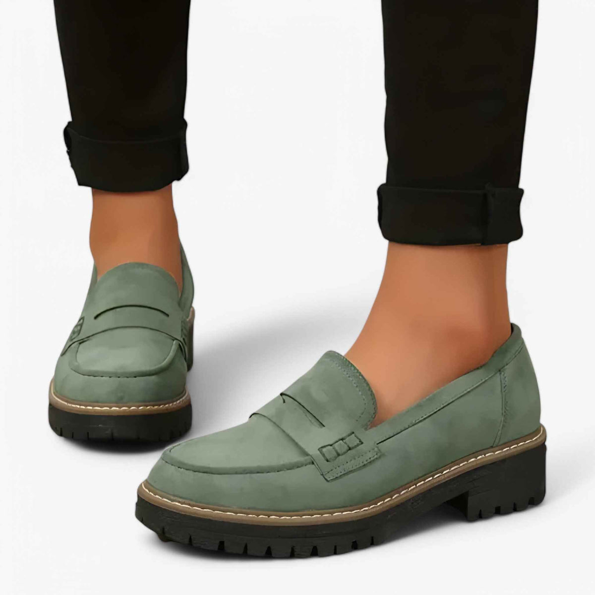Loafers : Mocassins Tykkede Femme en Cuir Noir - Confortables et Élégants dans Vert de Marche Lino