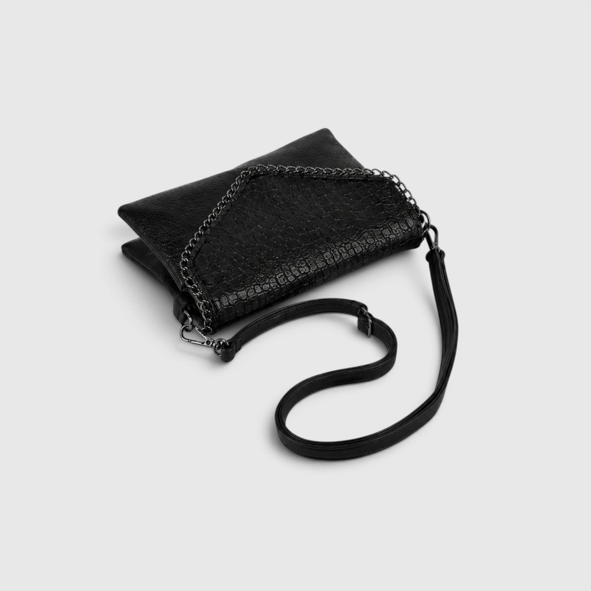 Crossbody Bag : Sac Bandoulière Noir avec Détail Chaîne – Élégant & Polyvalent dans de Marche Lino