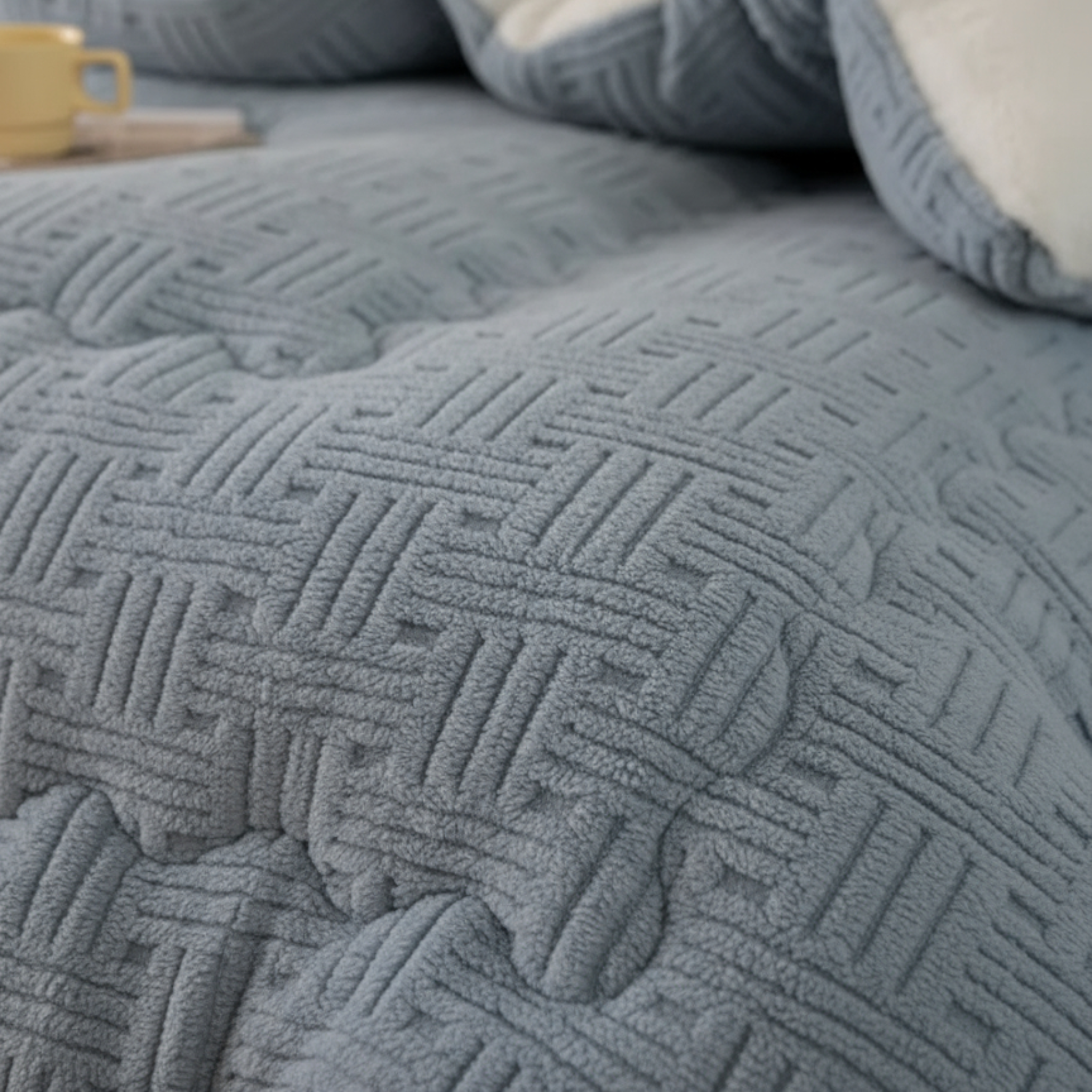 Literie : Couette Chaude en Laine Épaisse Literie Confort Thermique dans de Marche Lino