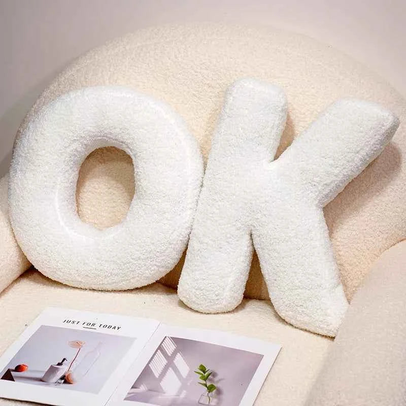 Coussins : Coussin Lettre en Peluche Coton - Alphabet Décoratif Blanc, 40 Cm dans de Marche Lino