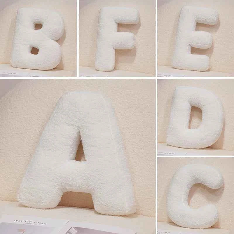 Coussins : Coussin Lettre en Peluche Coton - Alphabet Décoratif Blanc, 40 Cm dans de Marche Lino