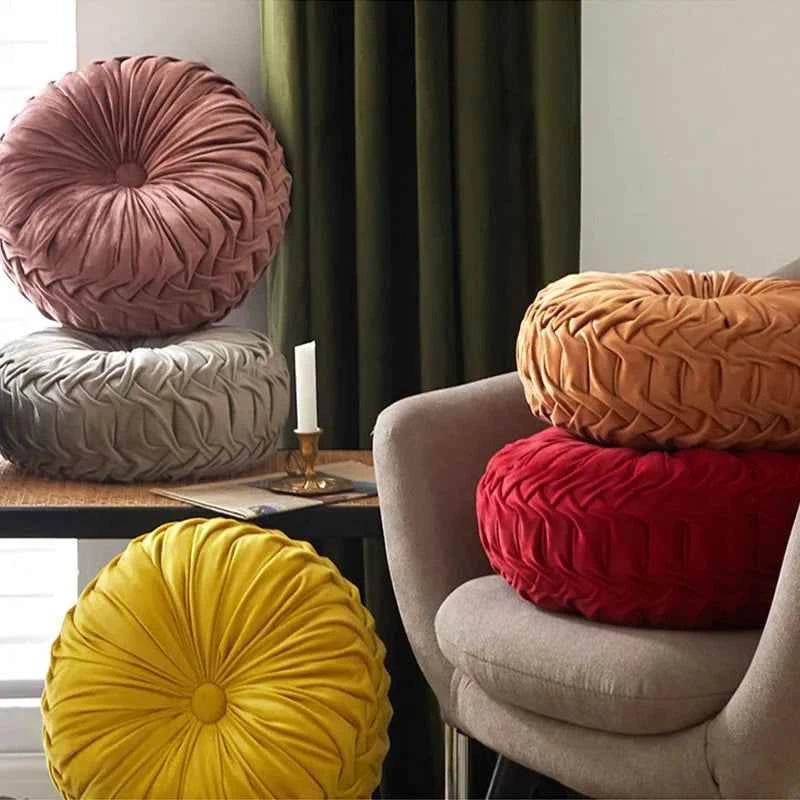 Coussins décoratifs : Coussin Rond Plissé 3D en Velours - 3 Cm dans de Marche Lino