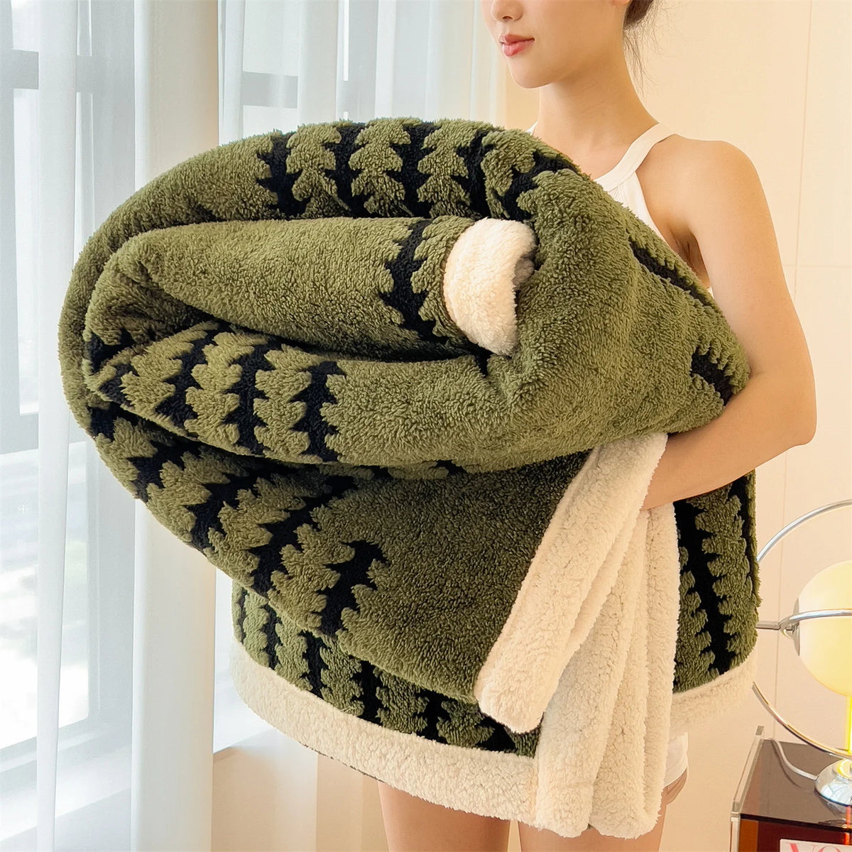 Linge de lit : Couverture douce en velours pour canapé, lit - Plusieurs couleurs et tailles disponibles dans Vert de Marche Lino