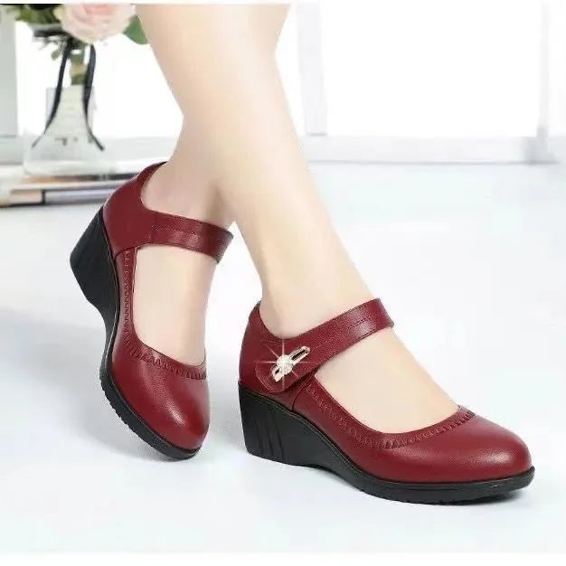 Escarpins Femme Élégants à Talons Mi-Hauts 0