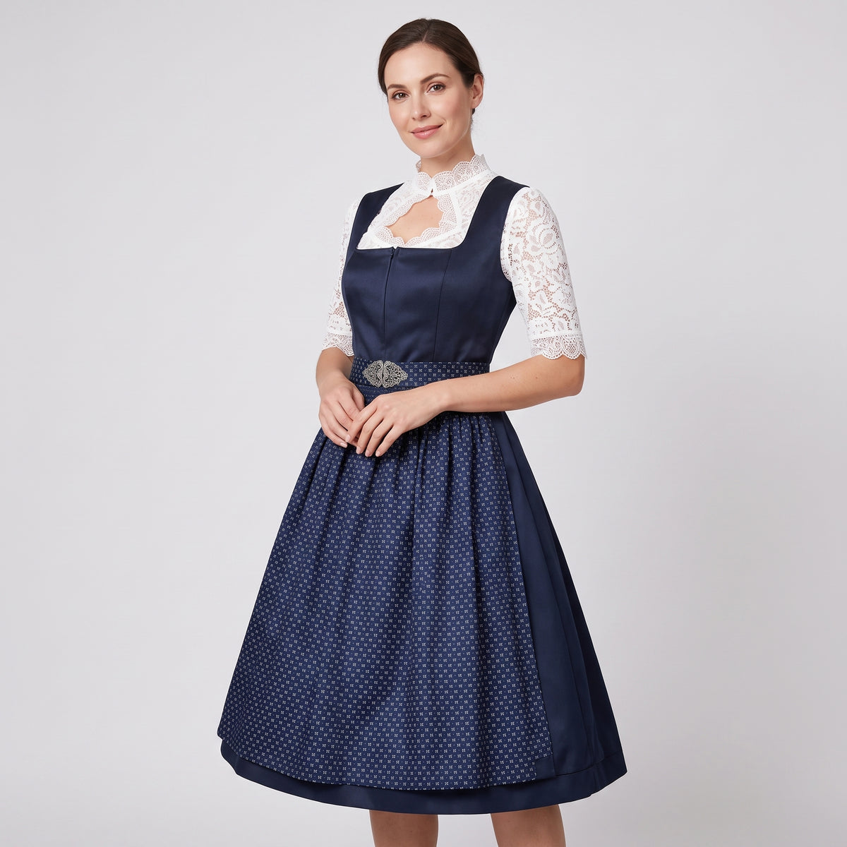 Gifts – Seasonal – Oktoberfest : Dirndl femme traditionnel bleu marine avec corsage dentelle dans de Steiner-boutique