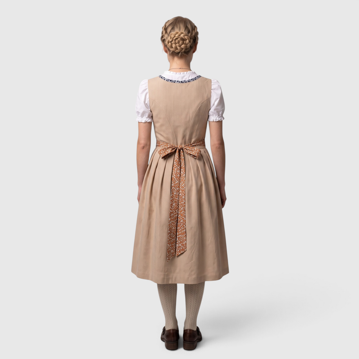 Gifts – Seasonal – Oktoberfest : Robe Dirndl Traditionnelle Femme Marron avec Chemisier en Dentelle et Tablier dans de Steiner-boutique