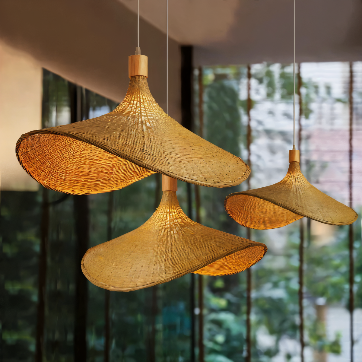 pendant light : Suspension Dôme en Rotin Tissé Main dans de Marche Lino