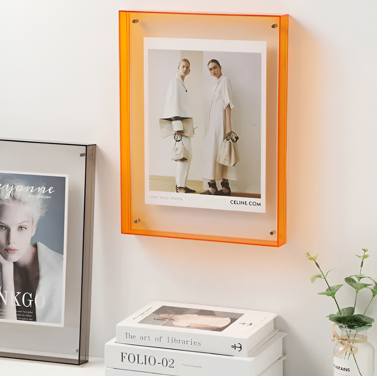 Seravina – pince à photos en acrylique élégante, moderne et minimaliste pour un design épuré