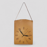 watch : Montre Murale avec Sangle en Simili Cuir dans Beige Clair de Marche Lino