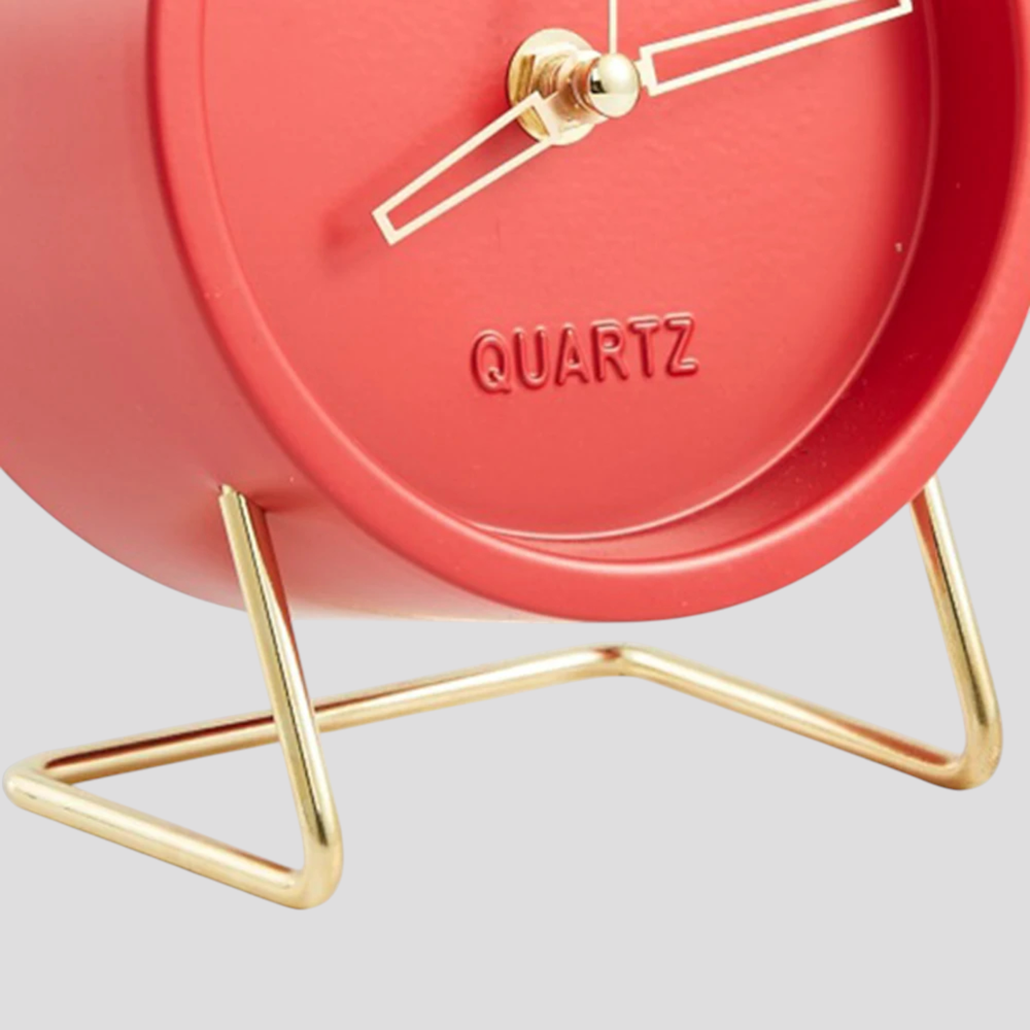 Horloges murales : Horloge de Table Design Minimaliste Métal - Noire avec Pied Doré dans de Marche Lino