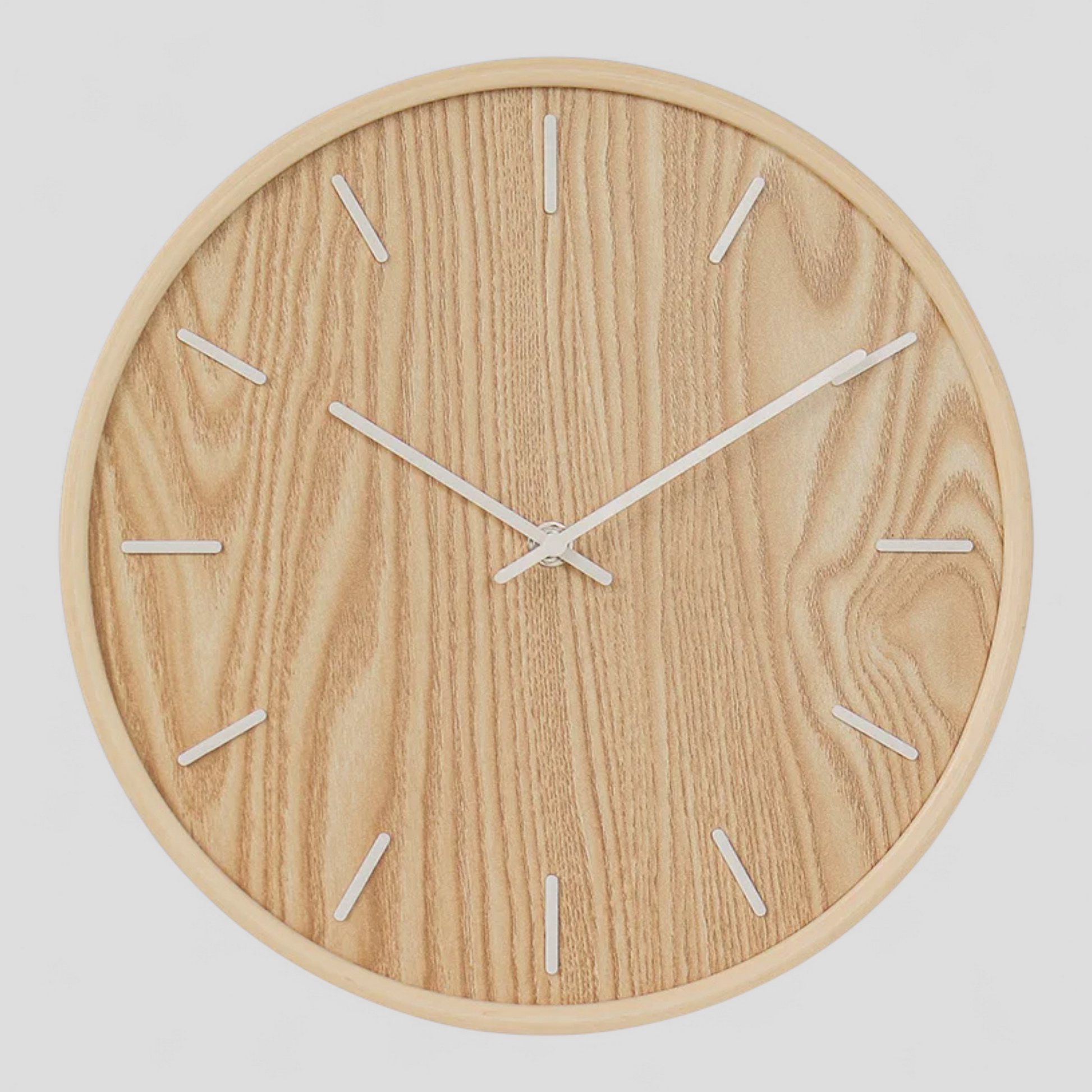 Horloge Murale en Bois au Design