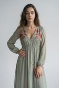 Robe longue femme imprimée florale en lin, élégante pour l'été et la plage.