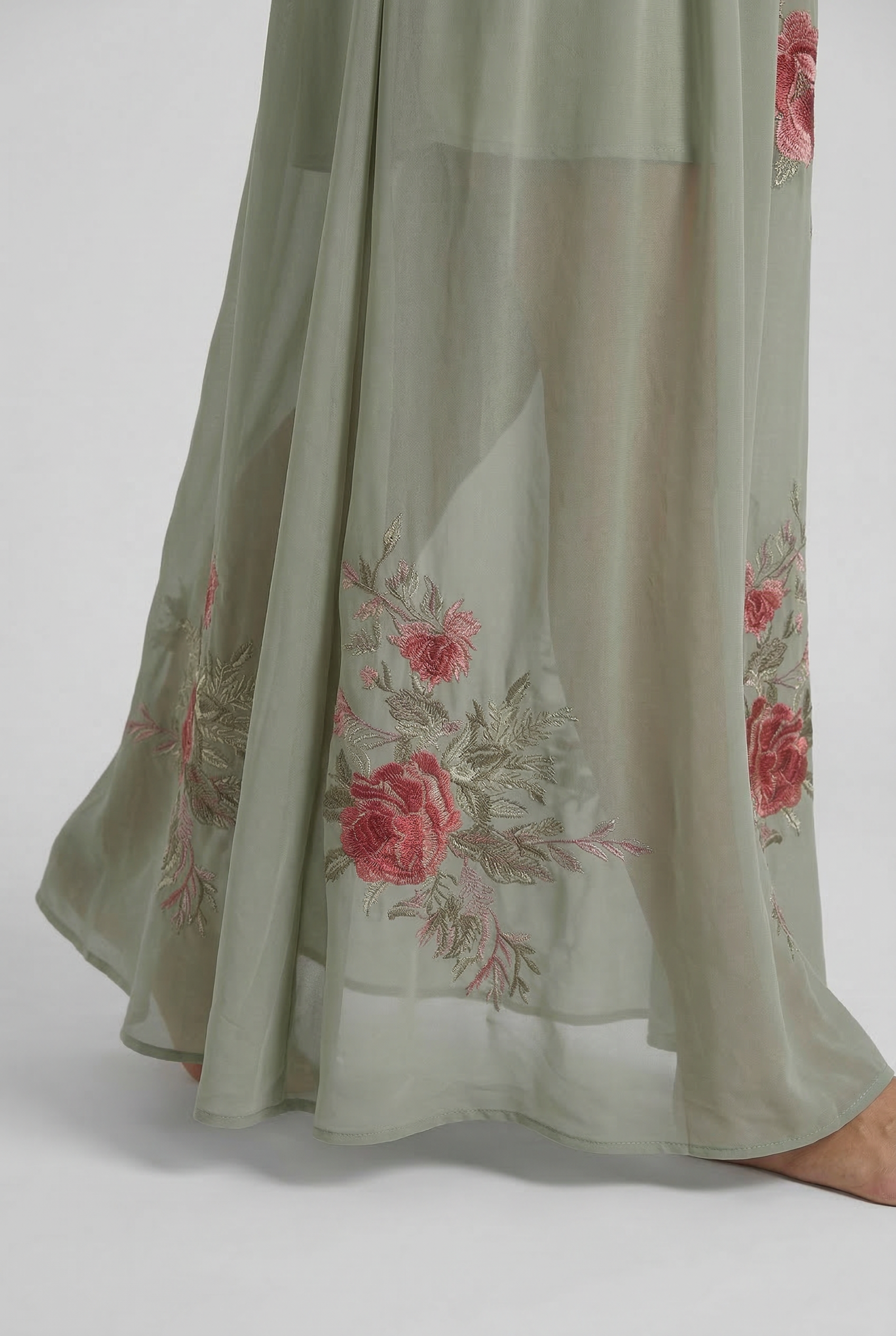 Robe longue femme imprimée florale en lin, élégante pour l'été et la plage.