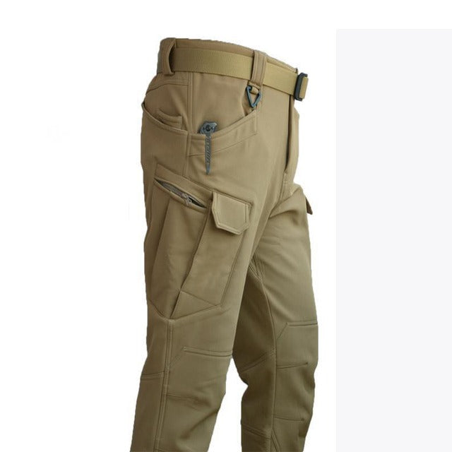 Kleding en accessoires > Kleding > Kledingsets : Ensemble Outdoor Homme - Veste d'Hiver Matelassée avec Capuche et Pantalon Cargo dans Pantalon Matelassé Kaki de Roselva