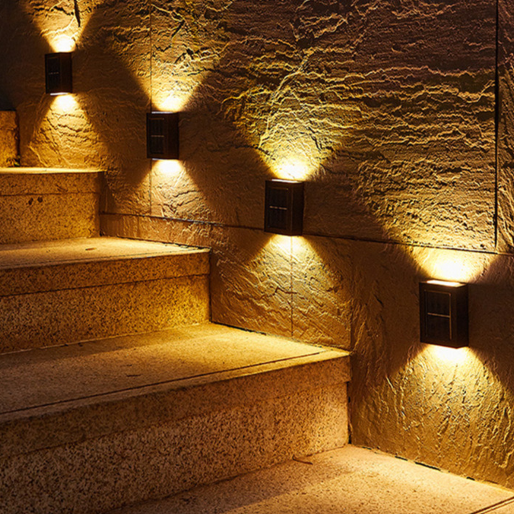 Appliques murales LED Solaires sans fil De luxe - Éclairage efficace pour Vos murs extérieurs