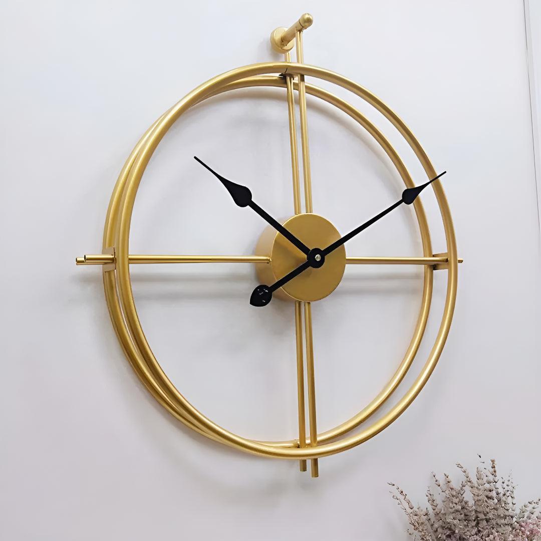 : Grande Horloge Murale Silencieuse dans Or avec Noir de Marche Lino