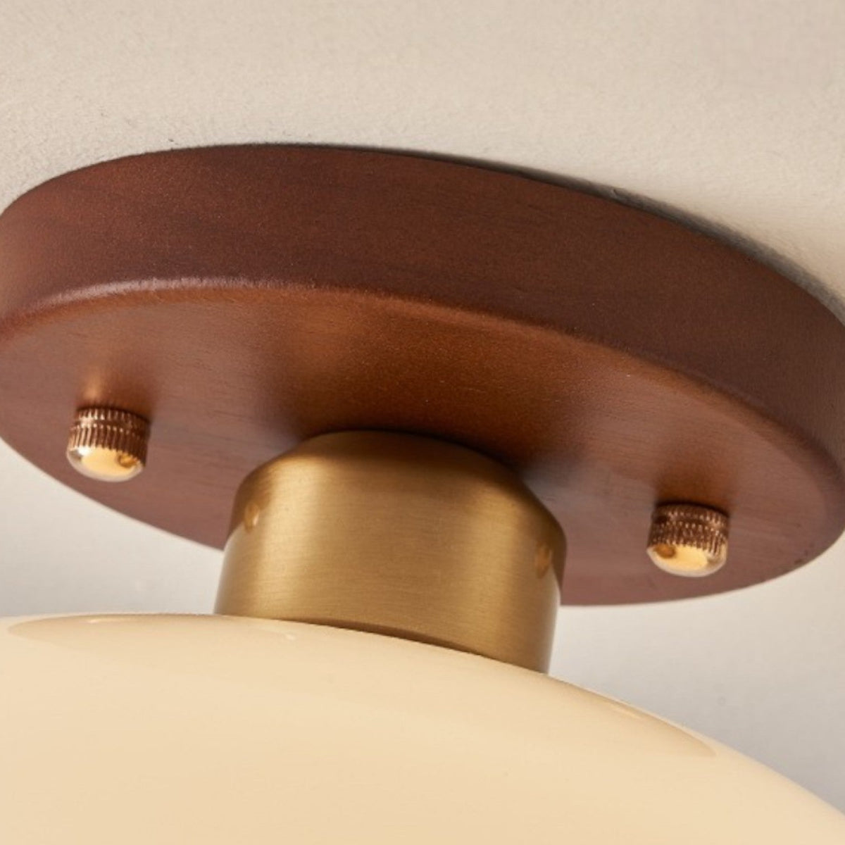 Lighting : Plafonnier Bauhaus Moderne – Dôme en Verre Sculptural dans de Marche Lino