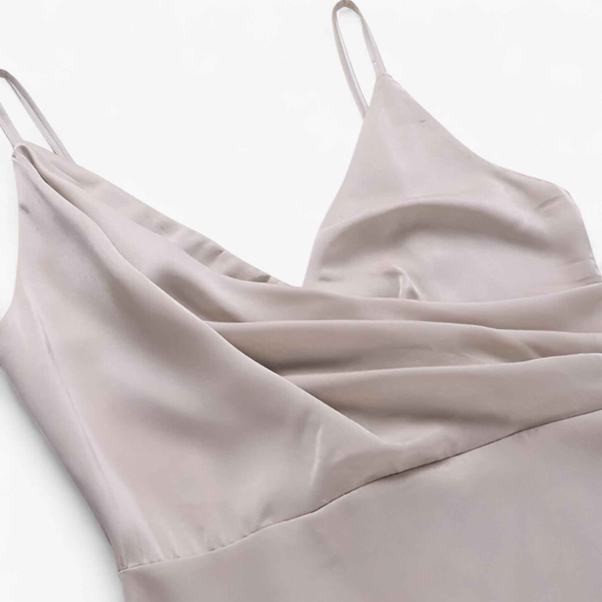 Dresses : Robe de Soirée Femme en Satin avec Col Bénitier, Bretelles Fines - Parfait pour les Cérémonies dans de Marche Lino