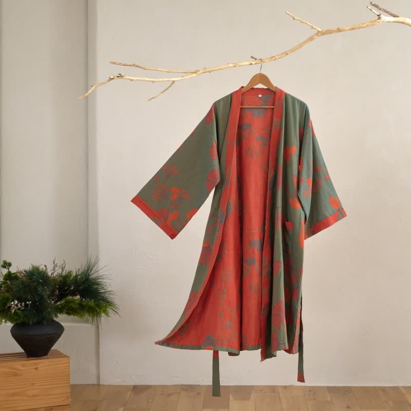 Kleding en accessoires > Kleding > Nachtkleding en loungewear > Kamerjassen : Kimono Peignoir en Coton avec Motif Feuille Réversible dans Vert & Orange de Roselva