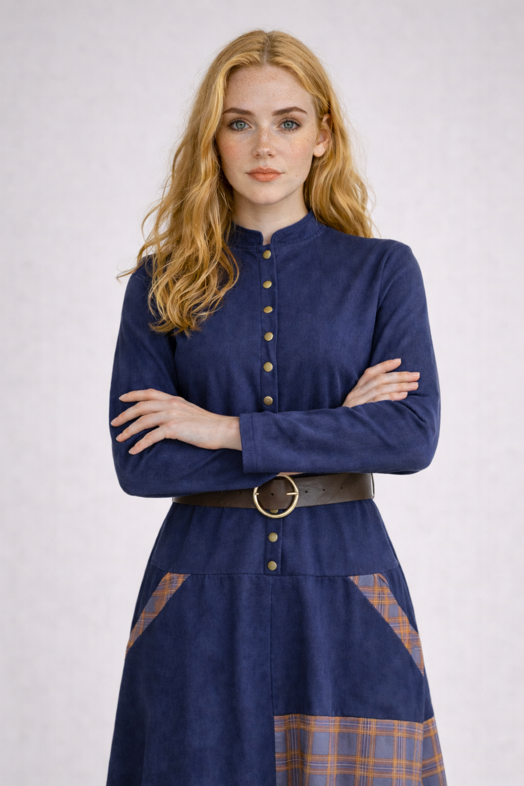 Robe maxi Femme en suède vintage avec motif à carreaux bleu marine et ceinture Laine