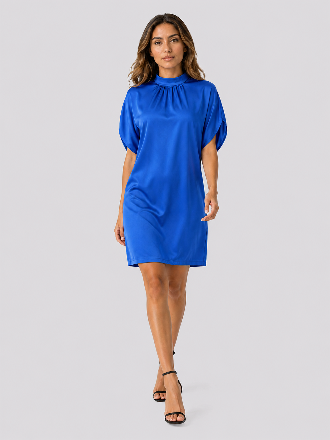 Mini dresses : Robe Courte Femme à Manches Chauve-souris et Col Froncé dans Lightblue de Marche Lino