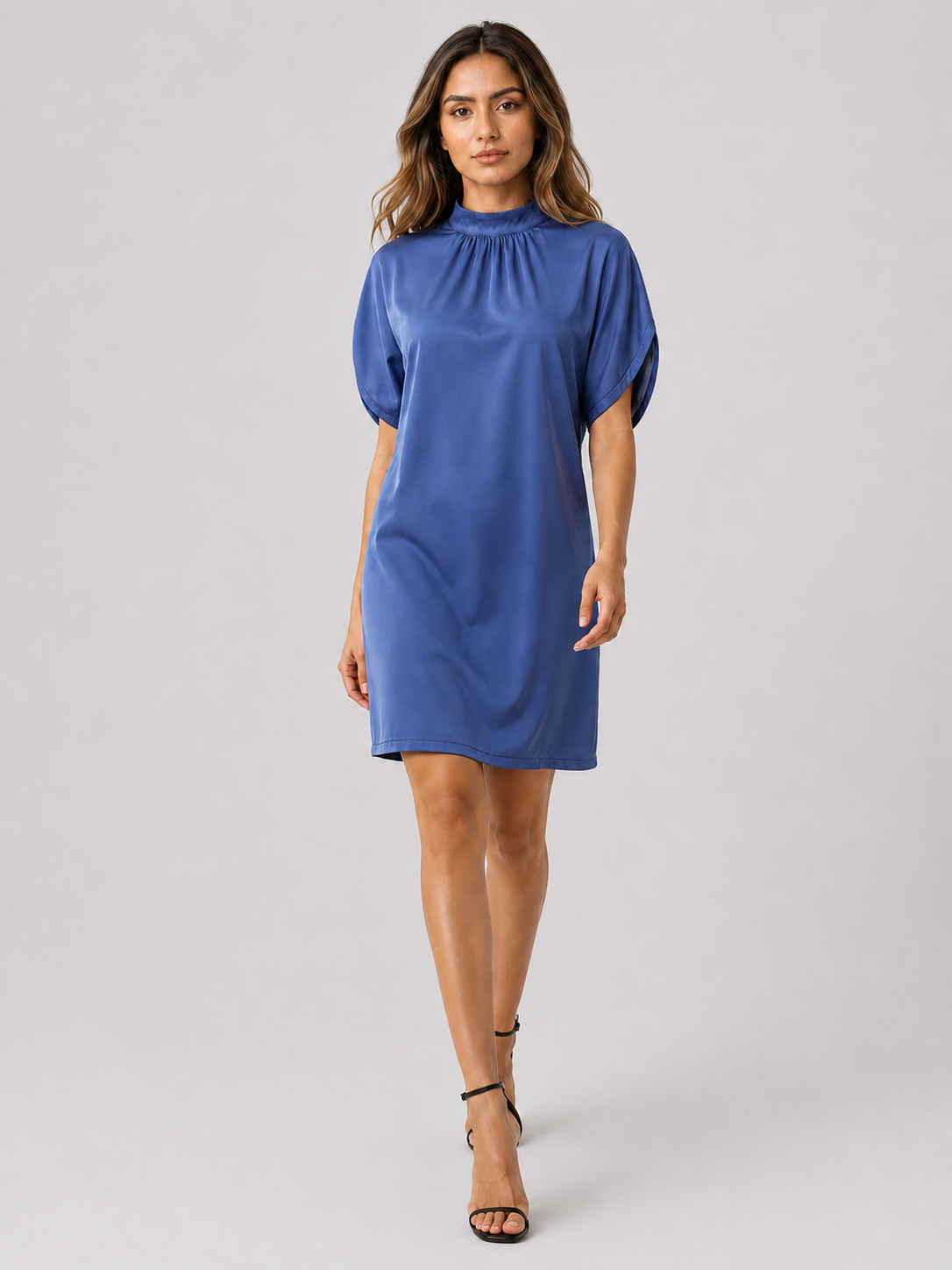 Mini dresses : Robe Courte Femme à Manches Chauve-souris et Col Froncé dans Bleu de Marche Lino