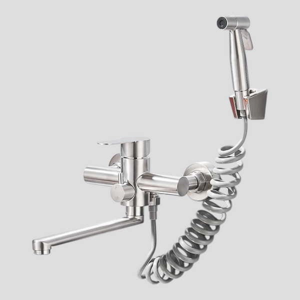 Robinet de cuisine : Robinet mural de cuisine pivotant 360° douchette acier inoxydable dans Argent de Marche Lino