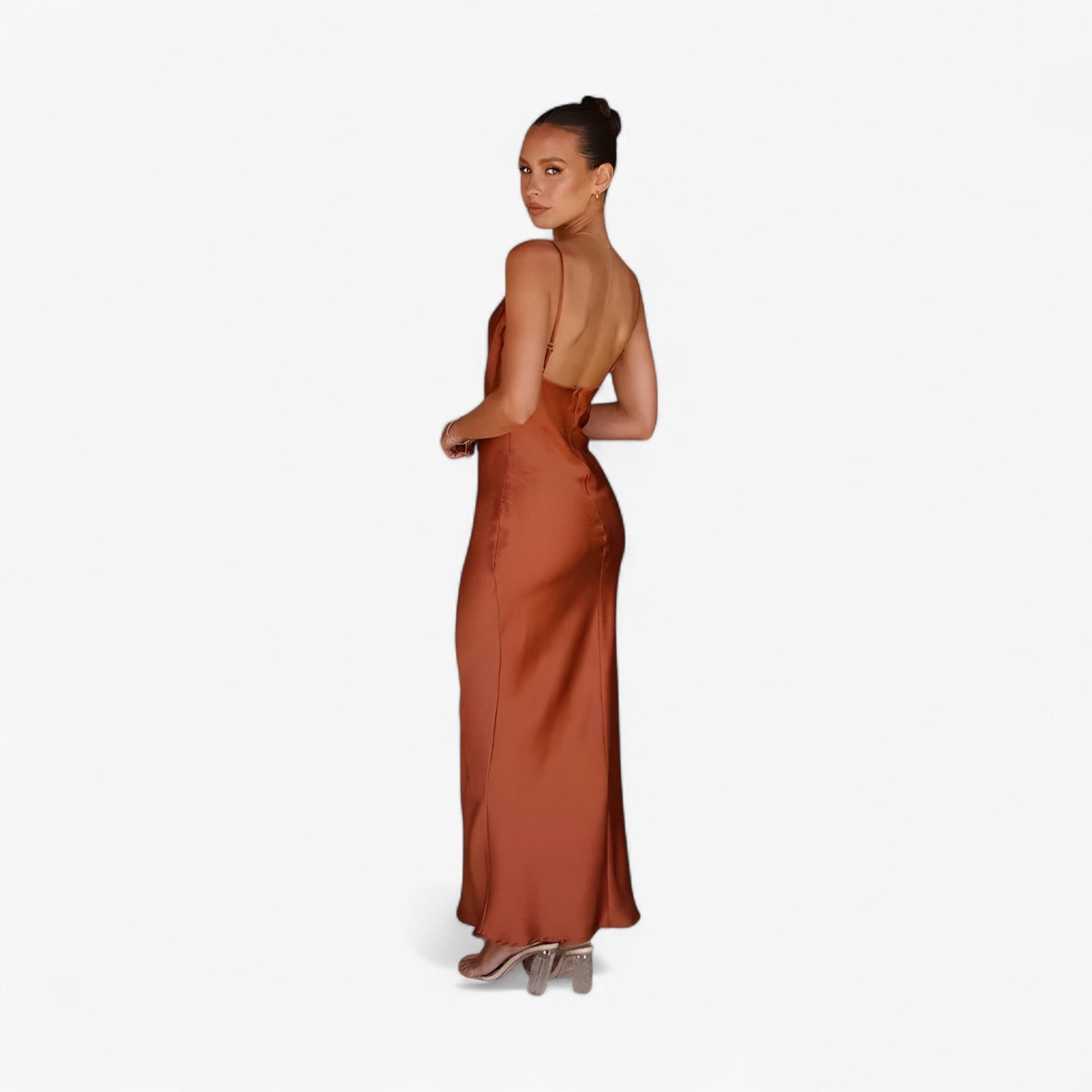 Robe Longue pour Homme en Soie et Cuir, Élégante et Douce