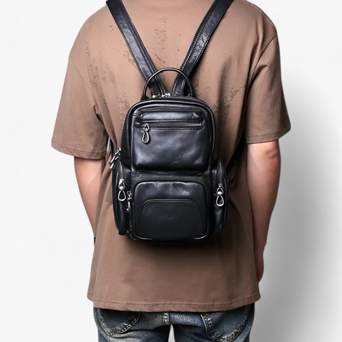 Bags : Sac Poitrine 2-en-1 Homme en Cuir et Sac à Dos dans de Roselva