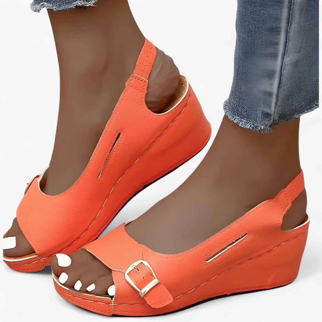 Sandales Femme Confortables en Cuir Noir à Talon Compensé Bas - Idéales pour l'Été