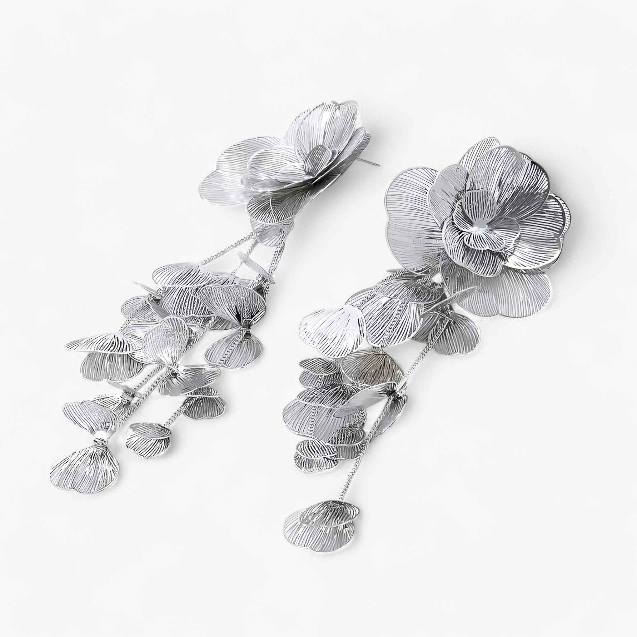 Jewelry : Boucles d'oreilles pendantes Fleur Vintage Unique, Or 18K avec Pierres Précieuses Colorées dans de Marche Lino